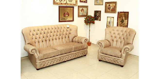 Tanio Chesterfield sofa